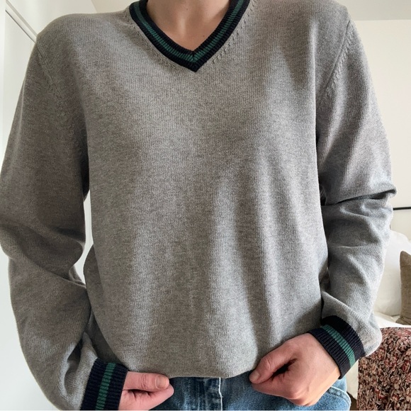 Brooks Brothers Cotton V-Neck Sweater - Picture 2 of 3